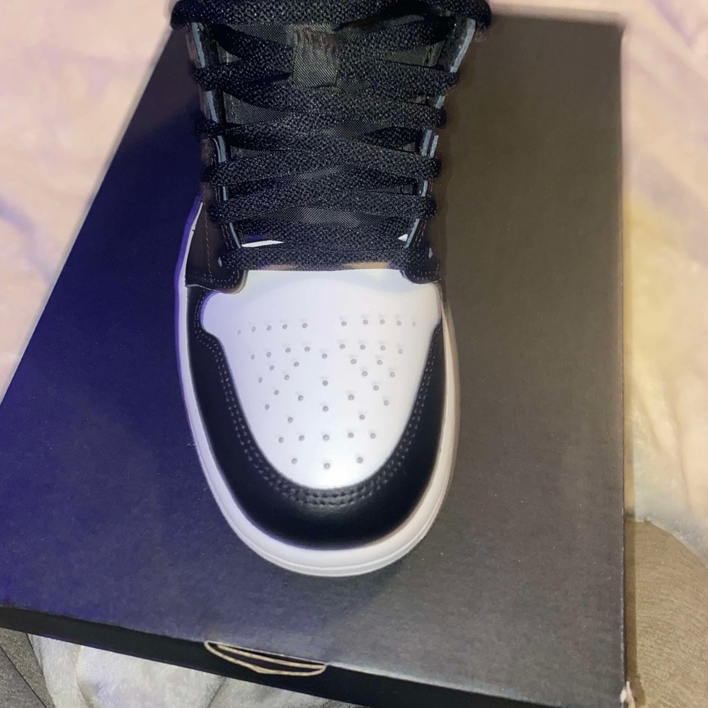 Size 10 Men’s Jordan Mids 
Black White and Grey